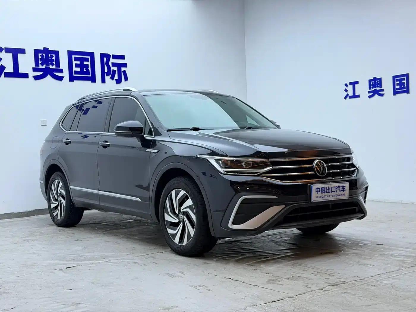 Tiguan L 2023 280TSI Automatic 2WD Trendy Limited Edition — миниатюра 3