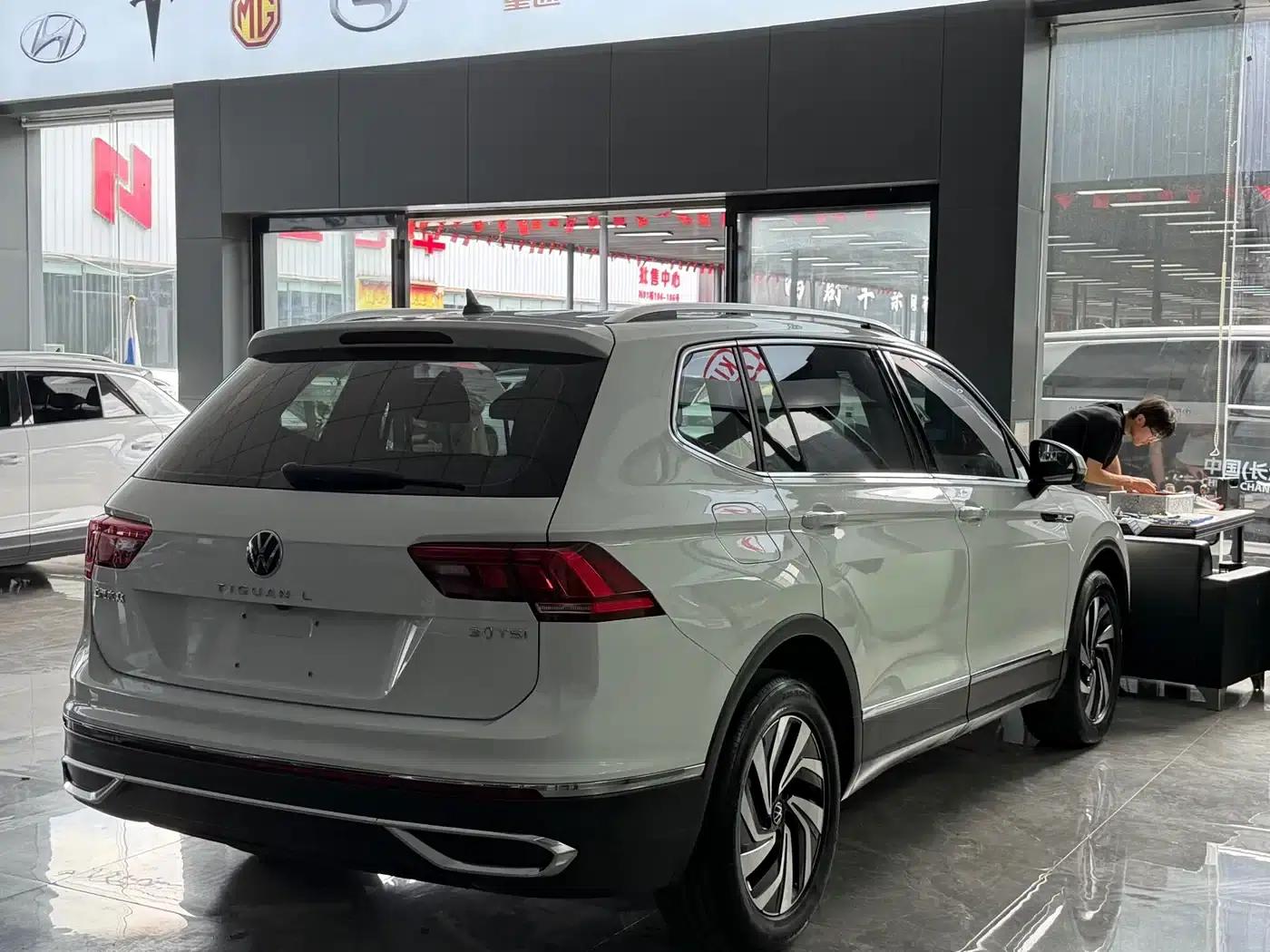 Tiguan L 2023 280TSI Automatic 2WD Trendy Limited Edition — миниатюра 15