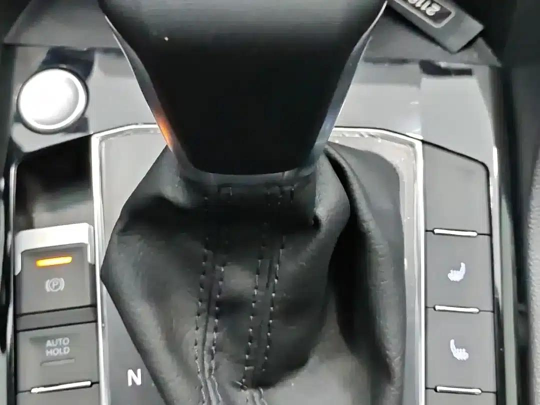 Tiguan L 2023 280TSI Automatic 2WD Trendy Limited Edition — миниатюра 14