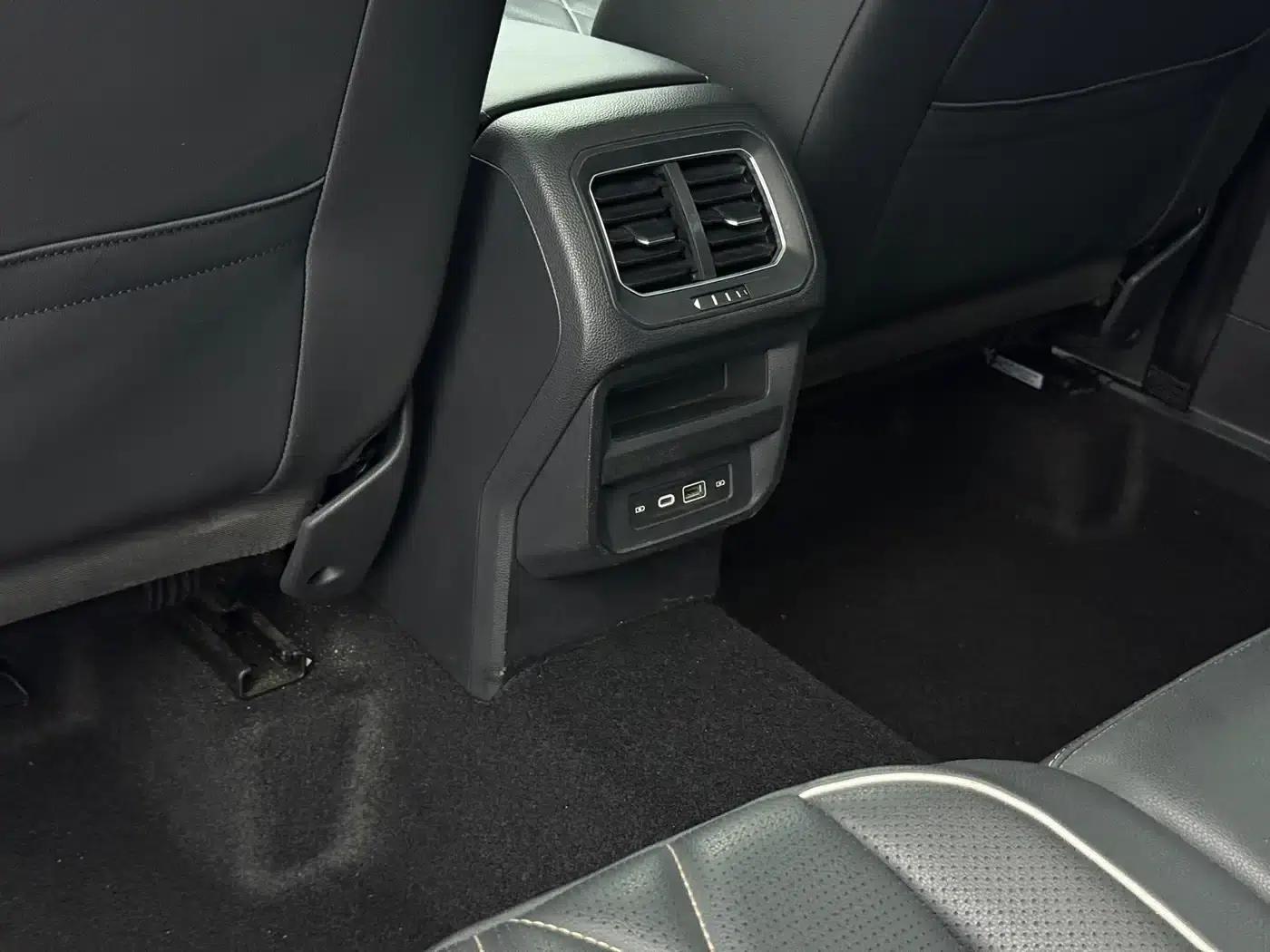 Tiguan L 2023 280TSI Automatic 2WD Trendy Limited Edition — миниатюра 14