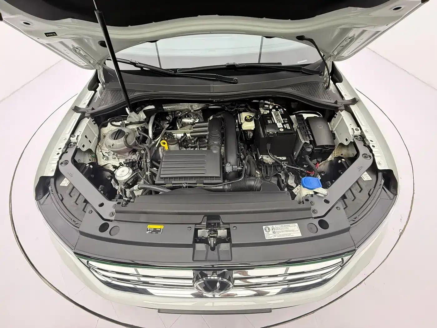Tiguan L 2023 280TSI Automatic 2WD Trendy Limited Edition — миниатюра 8