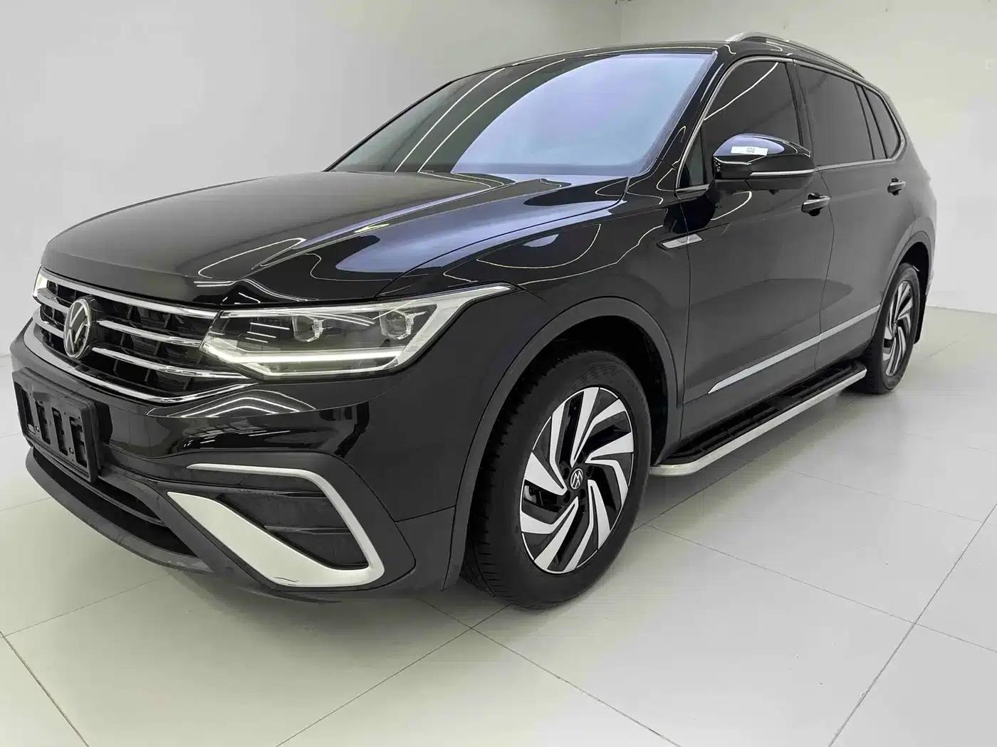 Tiguan L 2023 280TSI Automatic 2WD Trendy Limited Edition — миниатюра 1