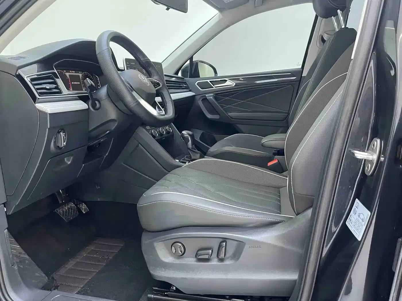 Tiguan L 2023 280TSI Automatic 2WD Trendy Limited Edition — миниатюра 7