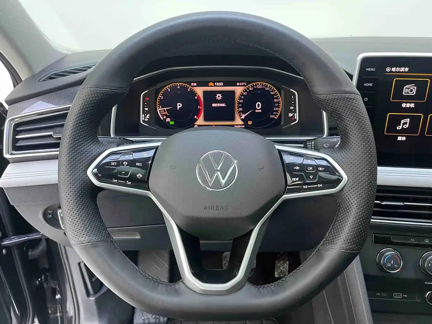 Tiguan L 2023 280TSI Automatic 2WD Trendy Limited Edition — миниатюра 10