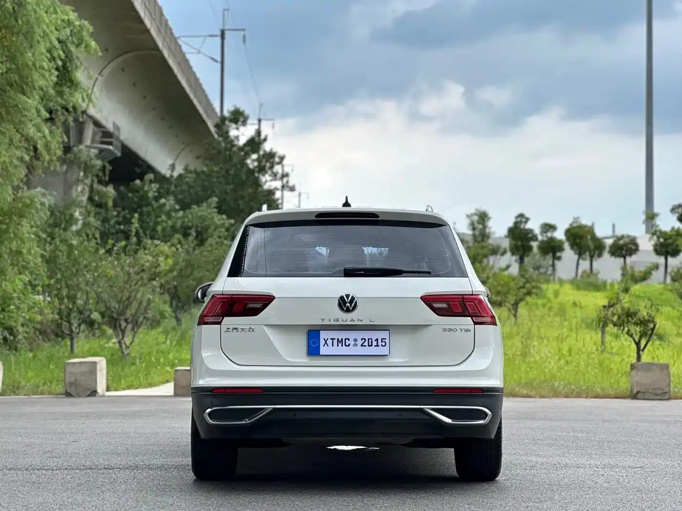 Tiguan L 2022 330TSI Automatic 2WD Comfort Edition — миниатюра 16