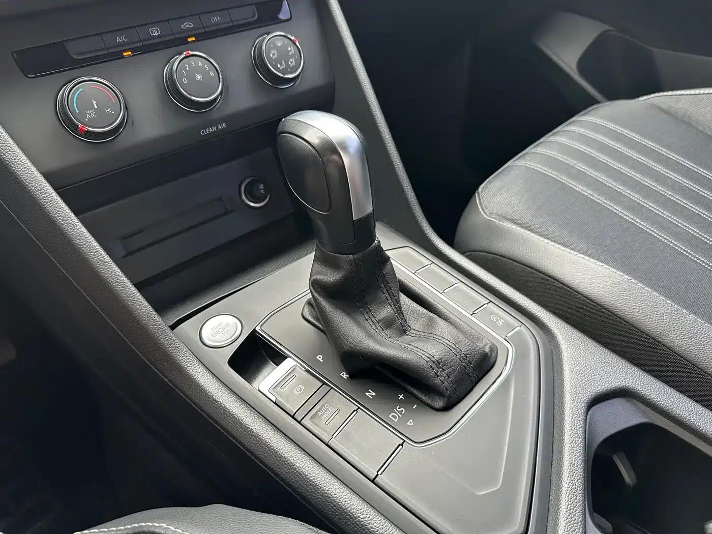 Tiguan L 2022 330TSI Automatic 2WD Comfort Edition — миниатюра 10
