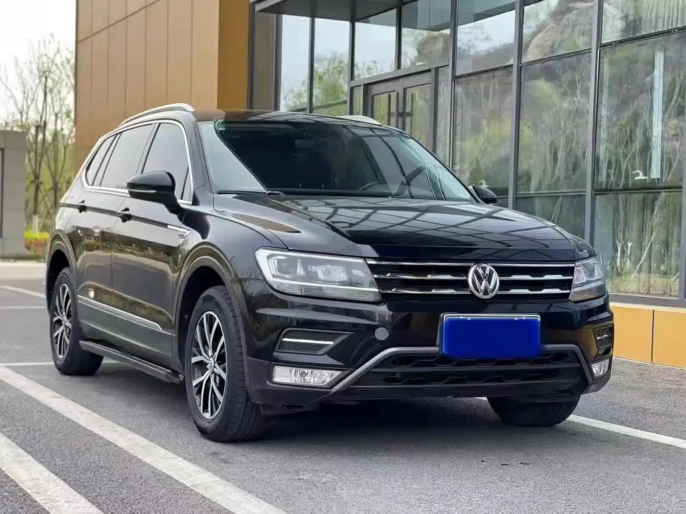 Tiguan L 2018 Facelift 330TSI Automatic 2WD Comfort Edition — миниатюра 3