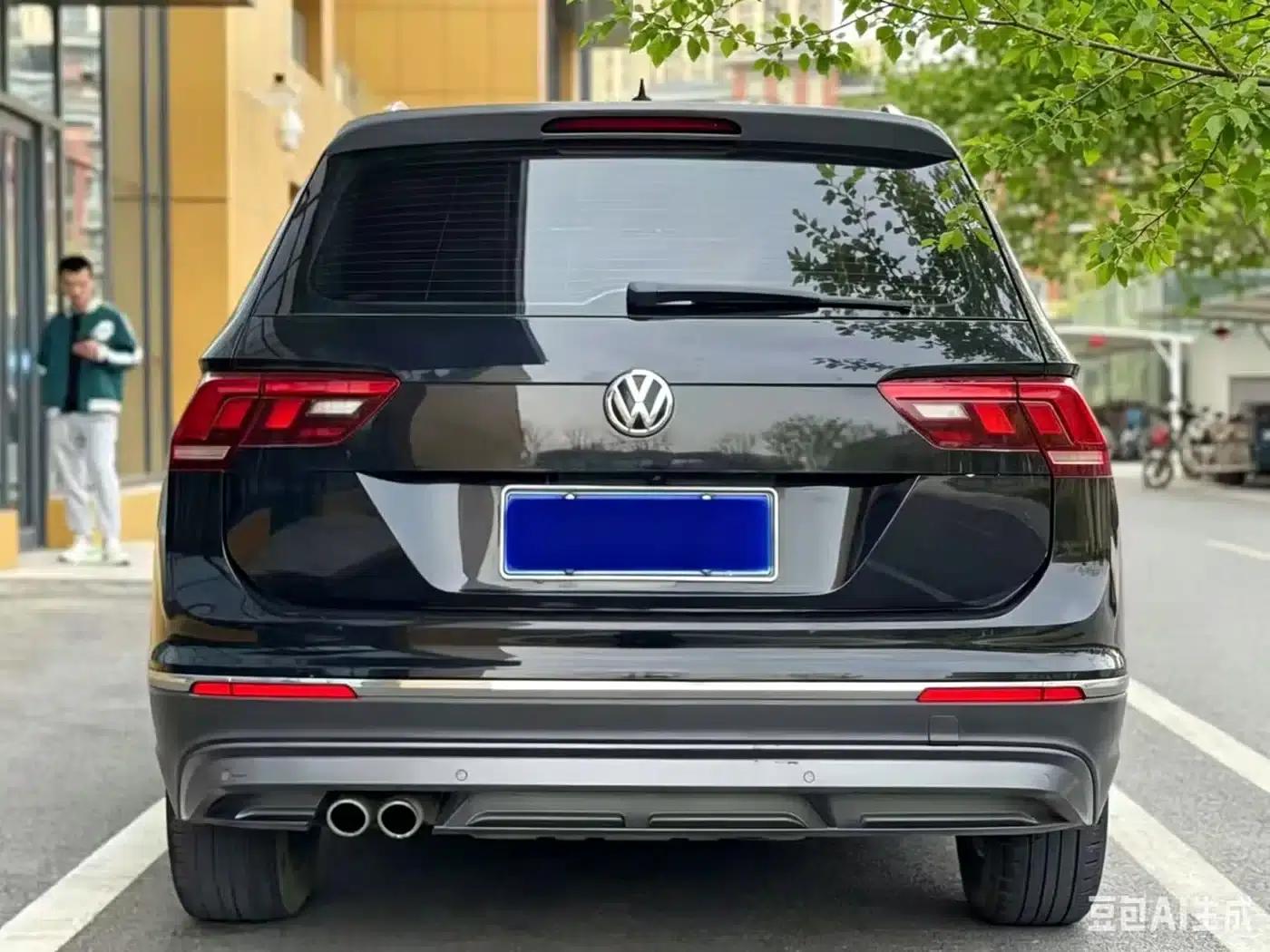 Tiguan L 2018 Facelift 330TSI Automatic 2WD Comfort Edition — миниатюра 6