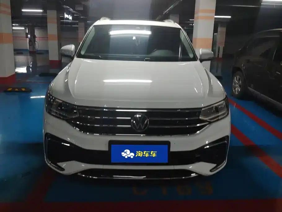 Tiguan L 2023 330TSI Automatic 2WD R-Line Premium Edition — миниатюра 2