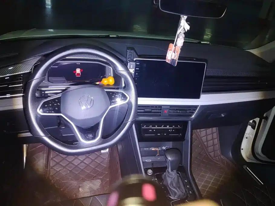 Tiguan L 2023 330TSI Automatic 2WD R-Line Premium Edition — миниатюра 12