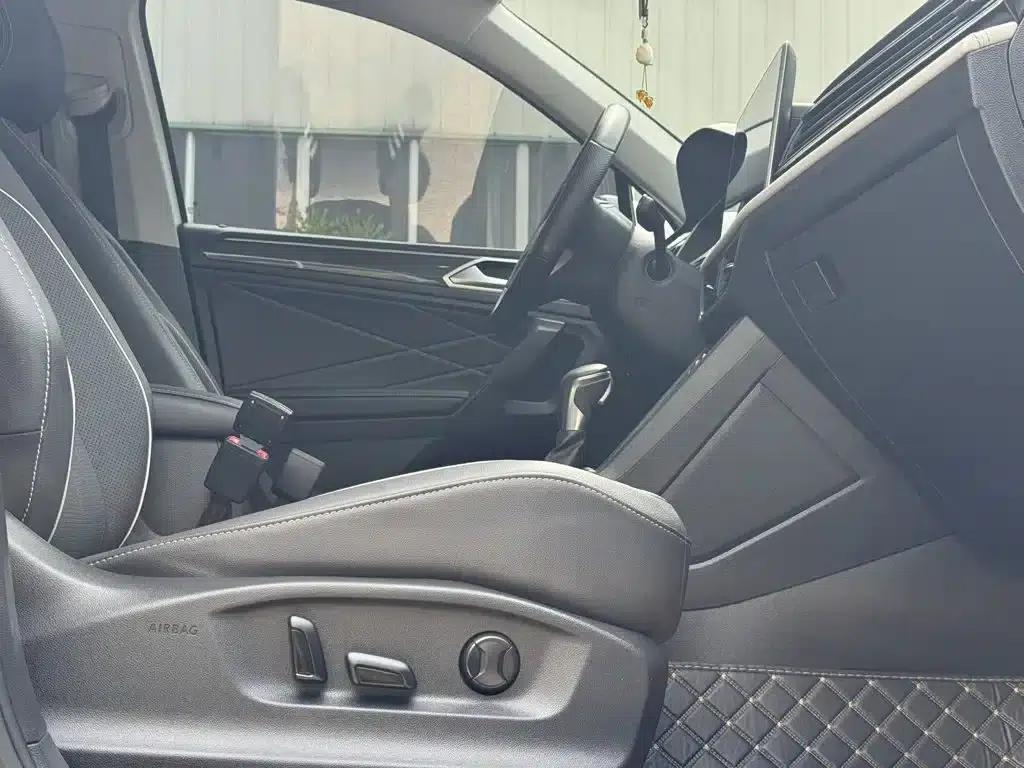 Tiguan L 2023 280TSI Automatic 2WD Trendy Limited Edition — миниатюра 5