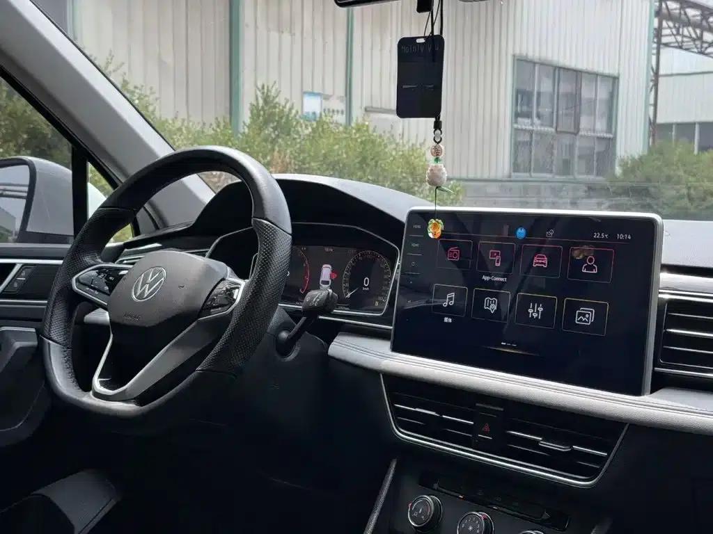 Tiguan L 2023 280TSI Automatic 2WD Trendy Limited Edition — миниатюра 10