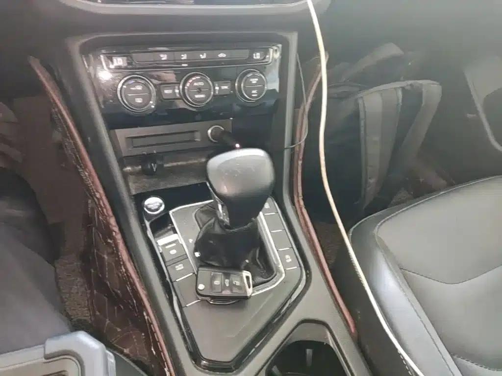 Tiguan L 2019 Facelift 330TSI Automatic 2WD Panoramic Comfort Edition (China VI Emission Standard) — миниатюра 14