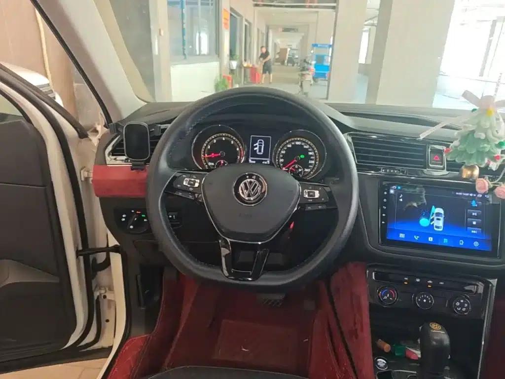 Tiguan L 2020 330TSI Automatic 2WD Fashion Edition (China VI Emission Standard) — миниатюра 11