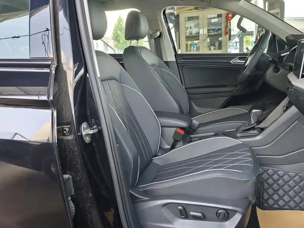 Tiguan L 2025 Outstanding Edition 300TSI Automatic 2WD Dragon Edition — миниатюра 5