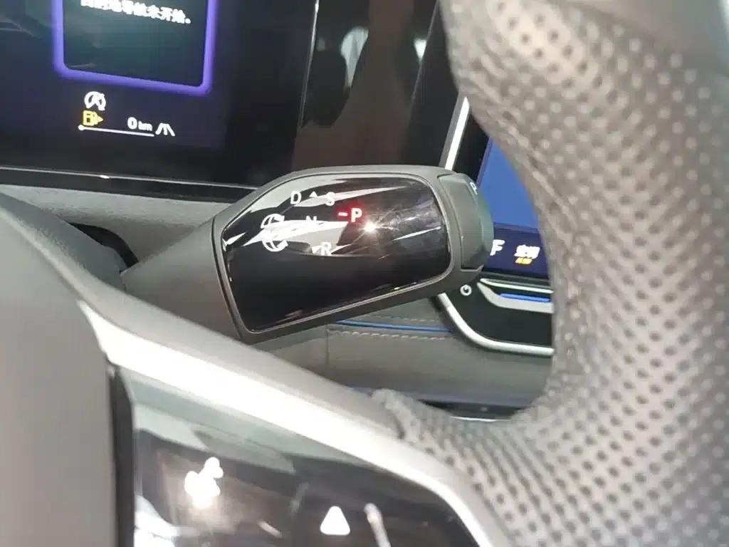 Tiguan L 2024 PRO 380TSI AWD R-Line Supreme Edition — миниатюра 21