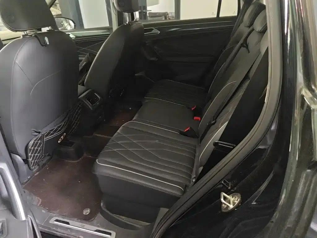 Tiguan L 2022 330TSI Automatic 2WD R-Line Premium Edition — миниатюра 17