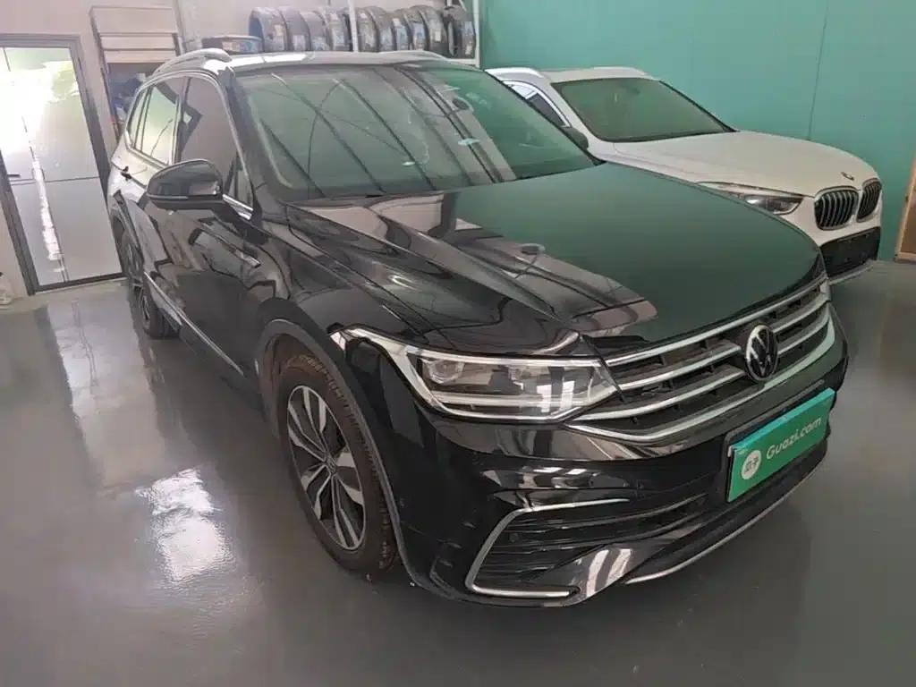 Tiguan L 2022 330TSI Automatic 2WD R-Line Premium Edition — миниатюра 4