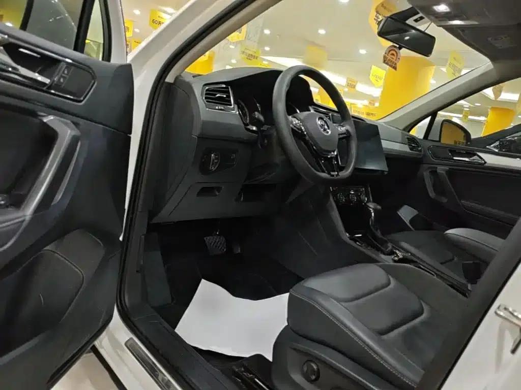 Tiguan L 2021 330TSI Automatic 2WD Smart Edition — миниатюра 12