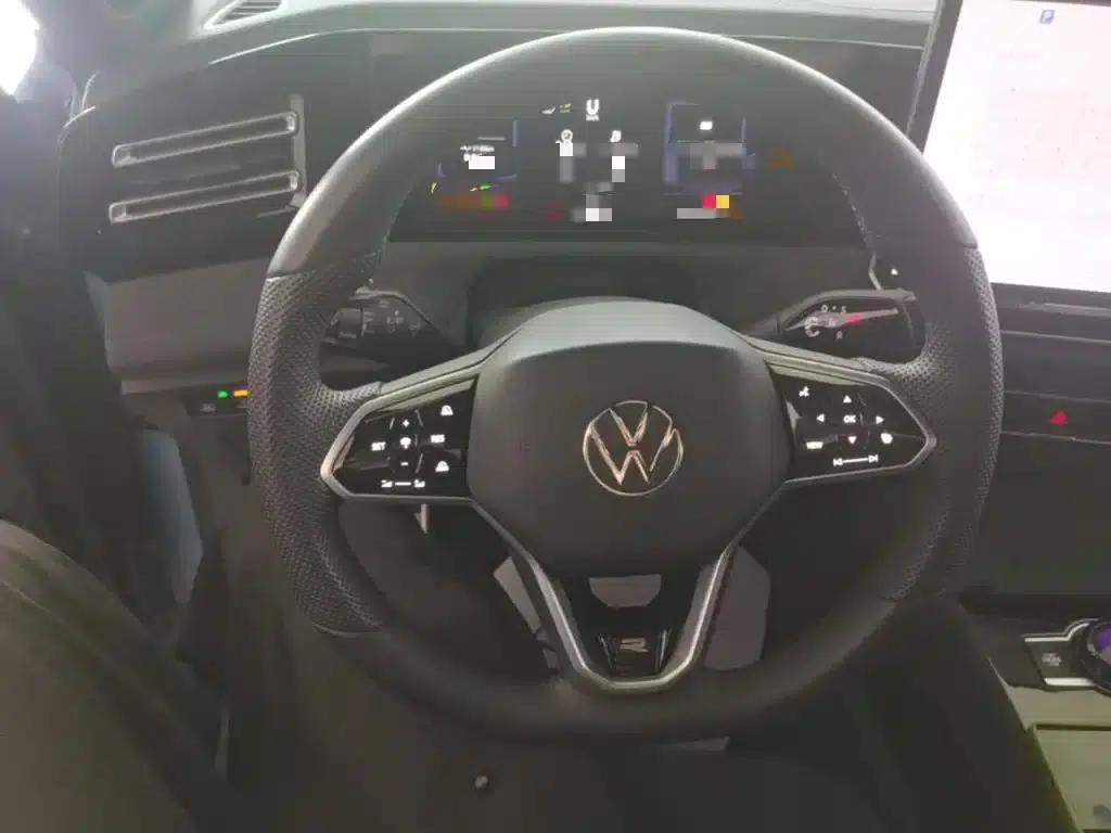 Tiguan L 2024 PRO 380TSI AWD R-Line Supreme Edition — миниатюра 11