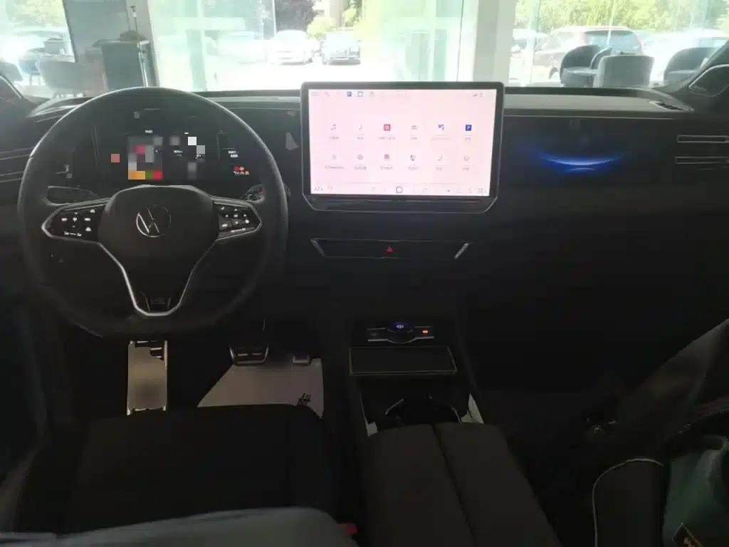 Tiguan L 2024 PRO 380TSI AWD R-Line Supreme Edition — миниатюра 10