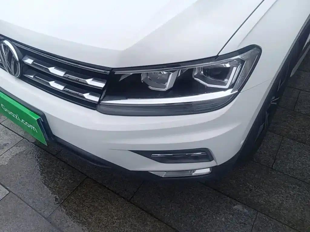 Tiguan L 2019 330TSI Automatic 2WD Smart Luxury Edition (National V Emission Standard) — миниатюра 24