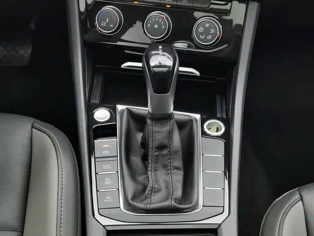 2021 Volkswagen Sagitar 280TSI DSG Super Edition — миниатюра 13
