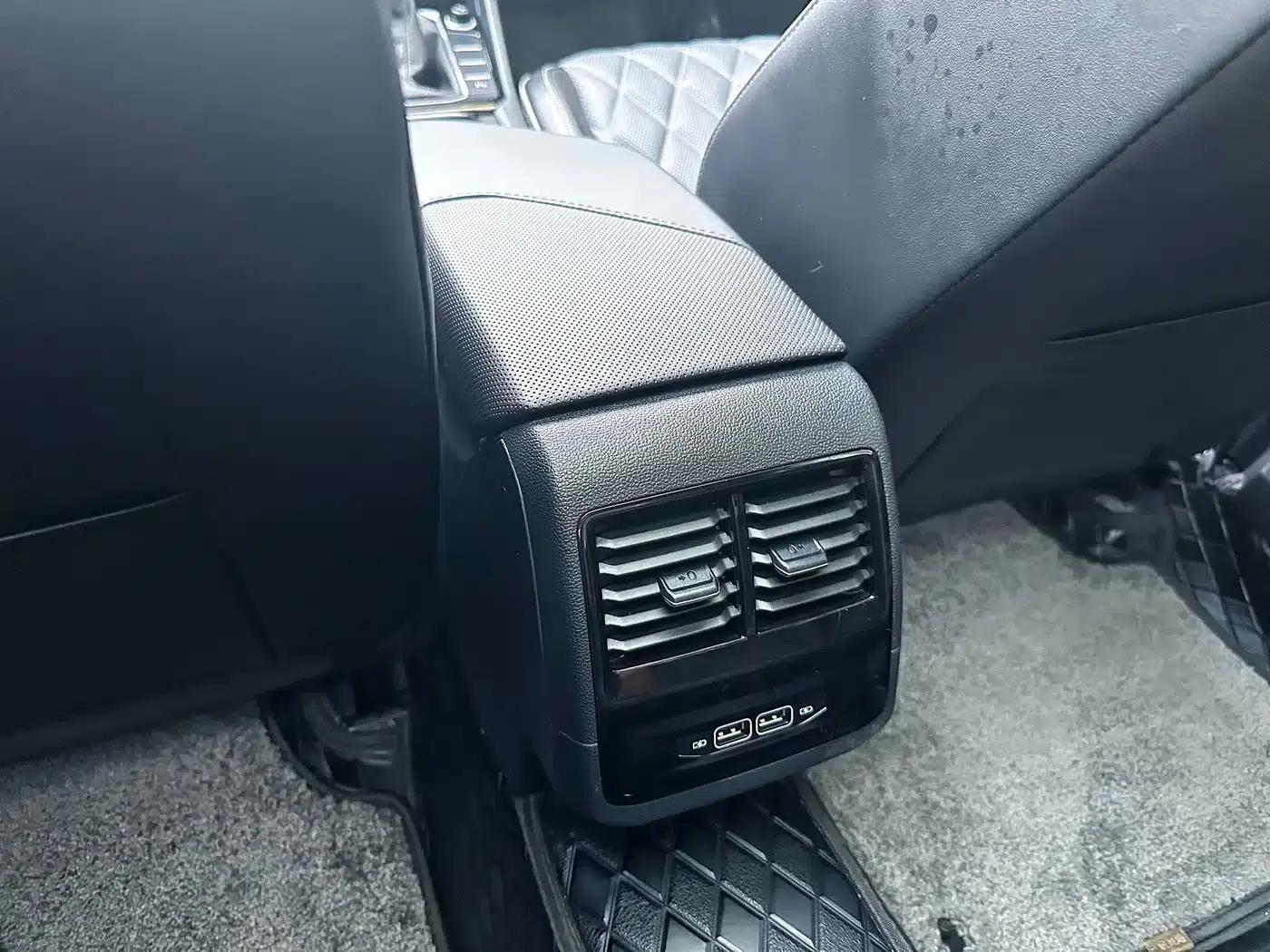 2024 Volkswagen Sagitar 300TSI DSG Super Edition — миниатюра 18