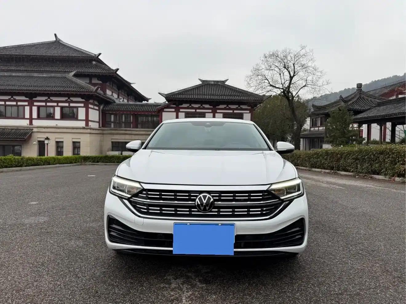 2023 Volkswagen Sagitar 300TSI DSG Super Edition — миниатюра 3