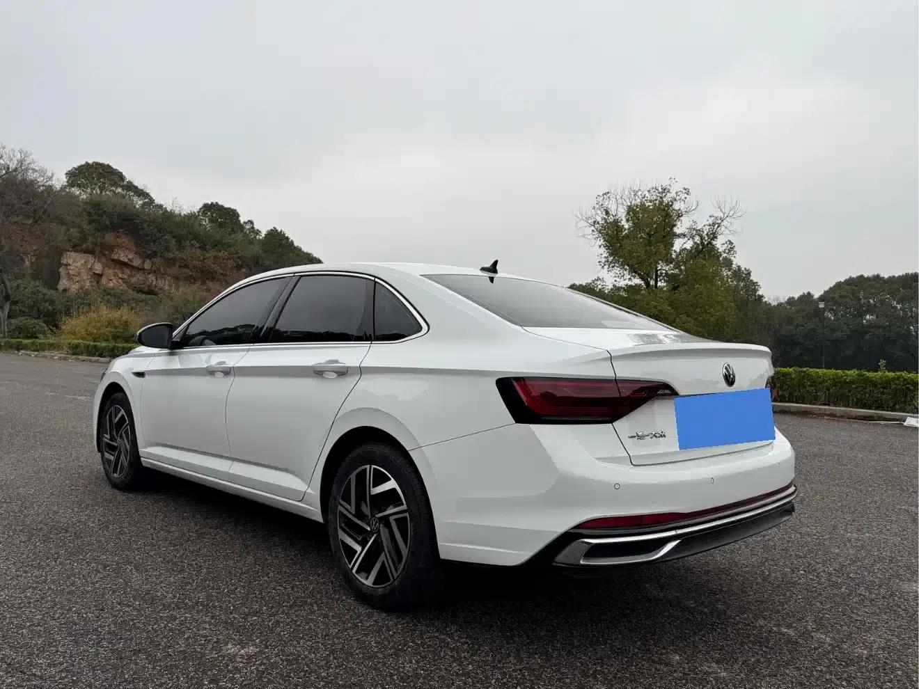 2023 Volkswagen Sagitar 300TSI DSG Super Edition — миниатюра 5