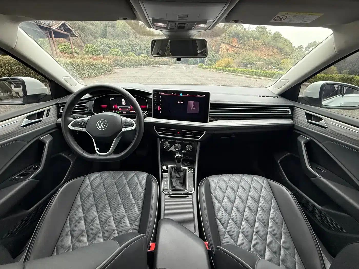 2023 Volkswagen Sagitar 300TSI DSG Super Edition — миниатюра 10