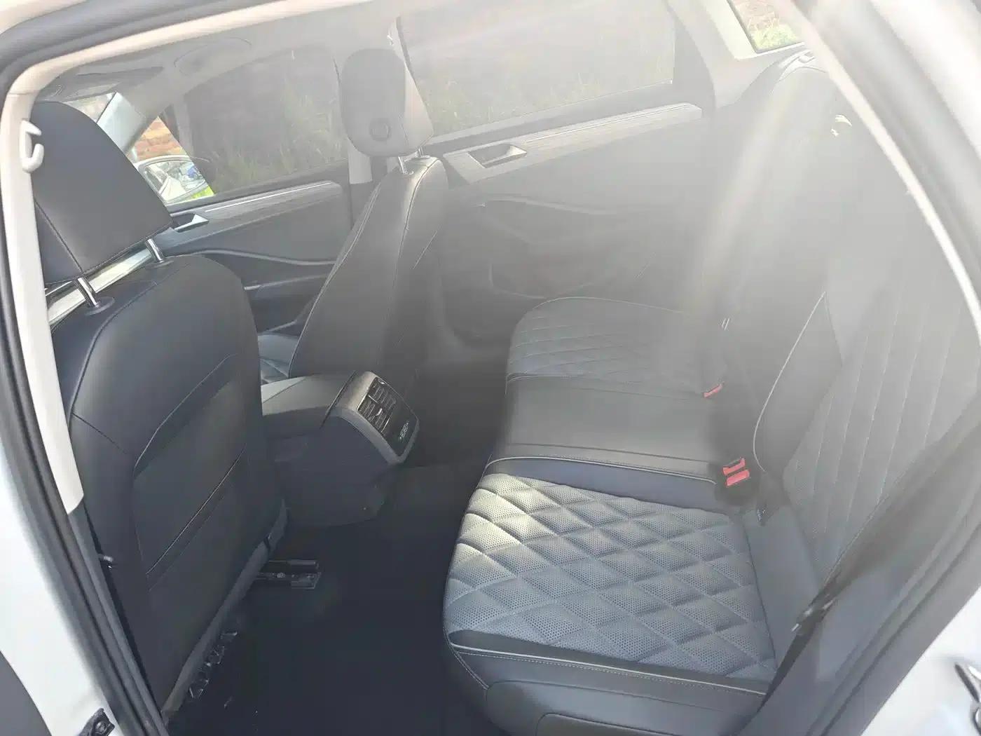 2023 Volkswagen Sagitar 200TSI DSG Flying Edition — миниатюра 5