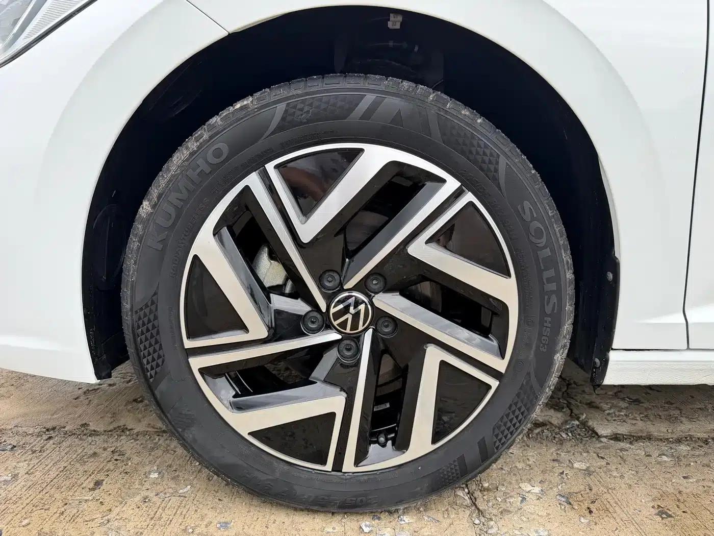 2023 Volkswagen Sagitar 200TSI DSG Super Edition — миниатюра 17