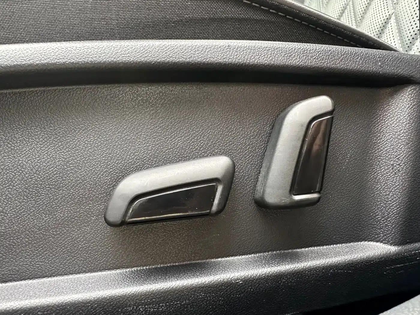 2023 Volkswagen Sagitar 280TSI DSG Beyond Plus Edition — миниатюра 12