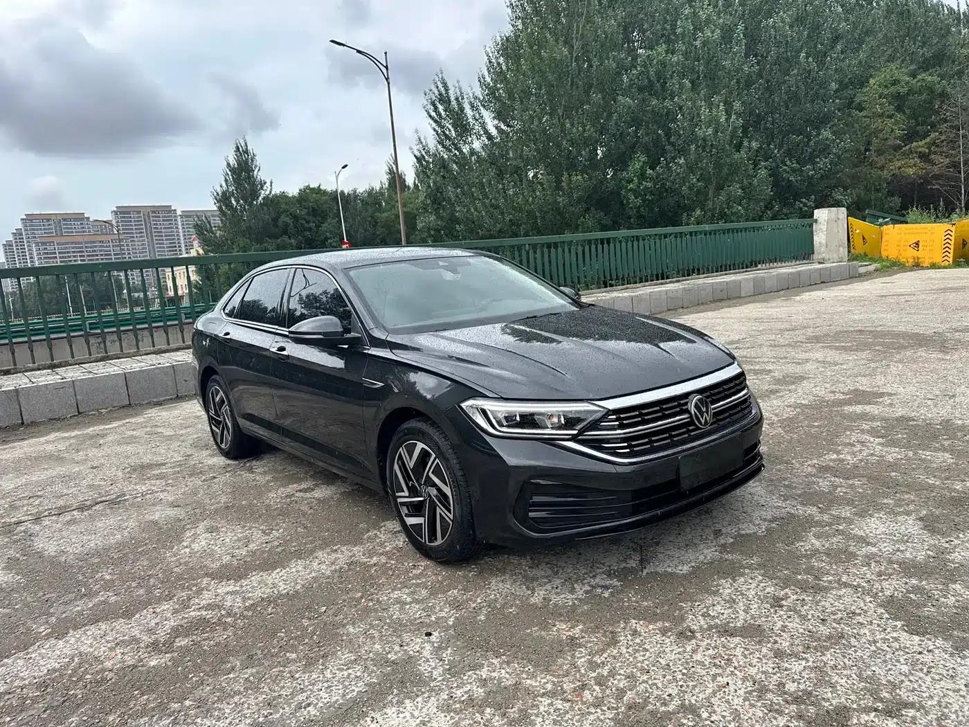 2023 Volkswagen Sagitar 280TSI DSG Beyond Plus Edition — миниатюра 3