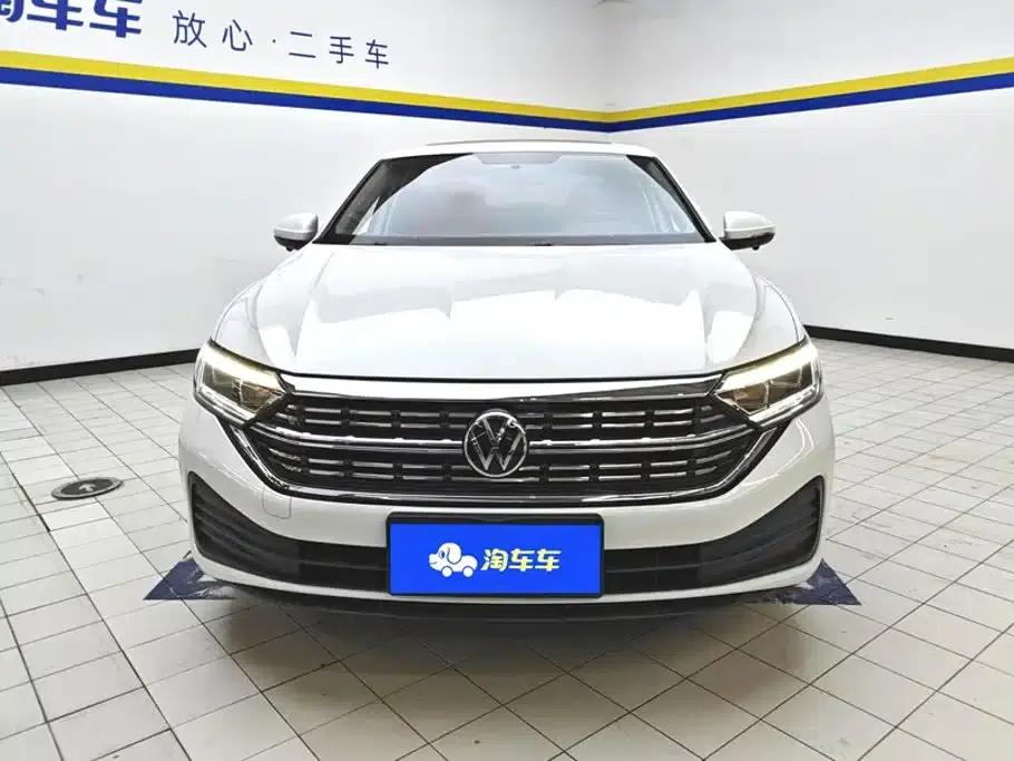 2024 Volkswagen Sagitar 200TSI DSG Flying Edition — миниатюра 2
