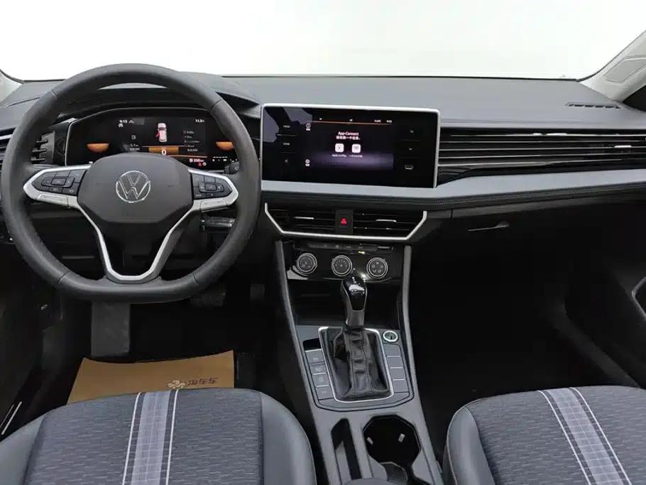 2024 Volkswagen Sagitar 200TSI DSG Flying Edition — миниатюра 12
