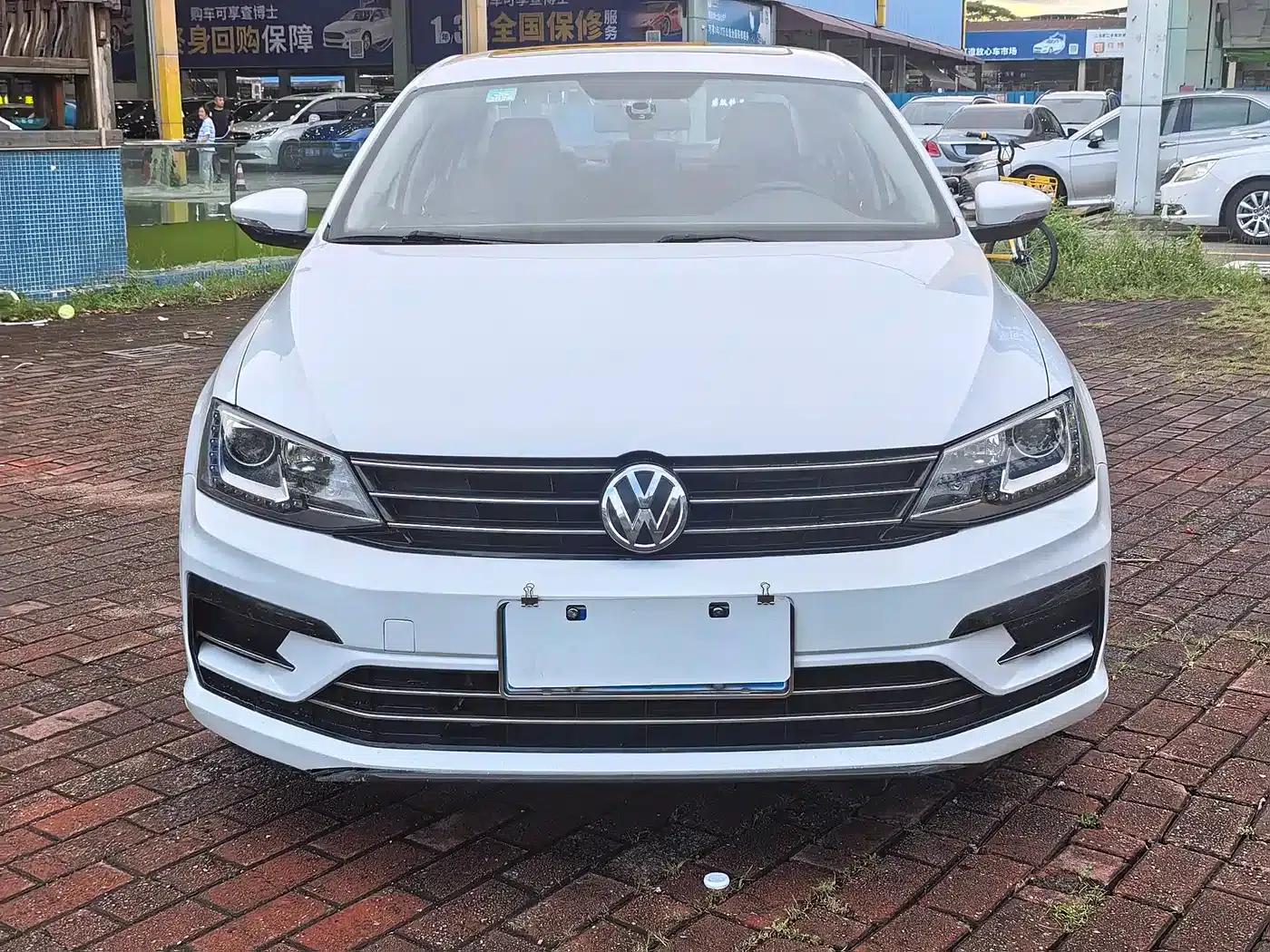2018 Volkswagen Sagitar 280TSI DSG Dynamic Edition — миниатюра 2