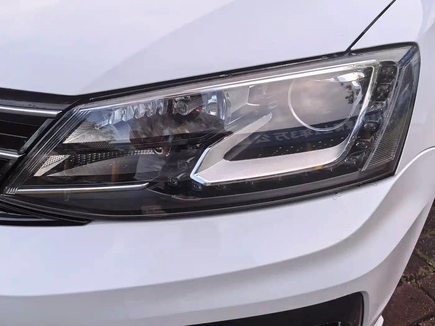 2018 Volkswagen Sagitar 280TSI DSG Dynamic Edition — миниатюра 13