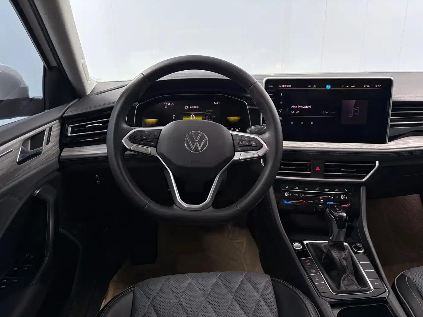 2023 Volkswagen Sagitar 280TSI DSG Excellence Plus Edition — миниатюра 6