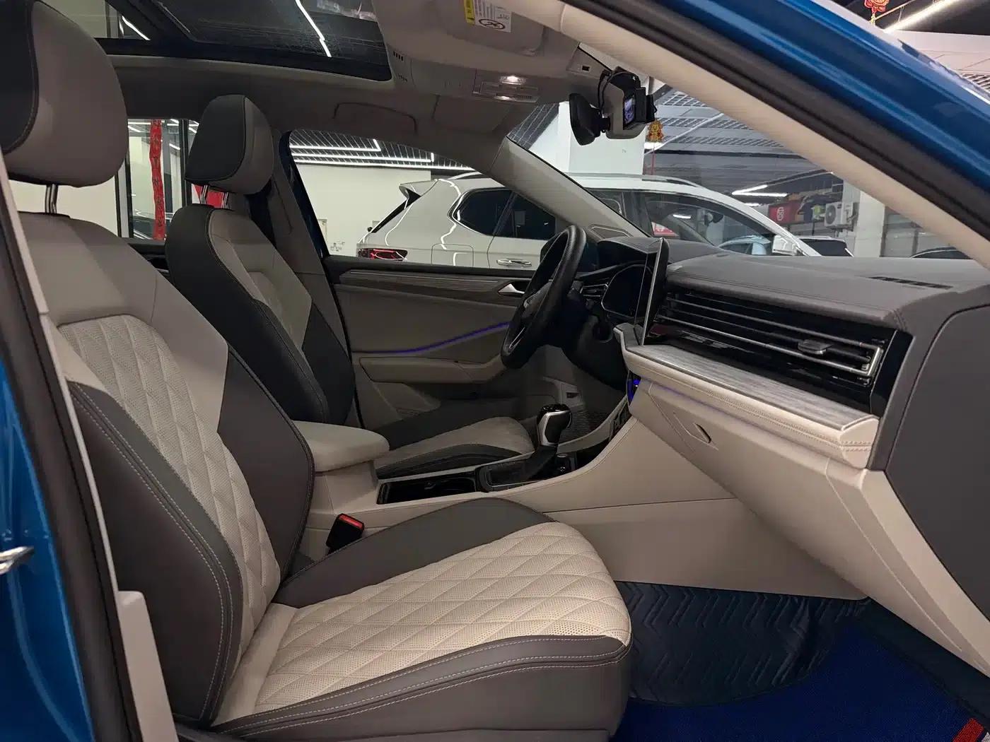 2023 Volkswagen Sagitar 280TSI DSG Super Edition — миниатюра 24