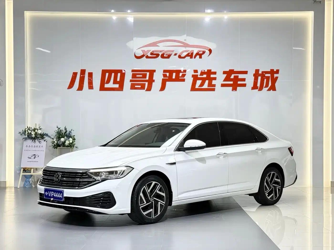 2024 Volkswagen Sagitar 300TSI DSG Super Edition — миниатюра 1