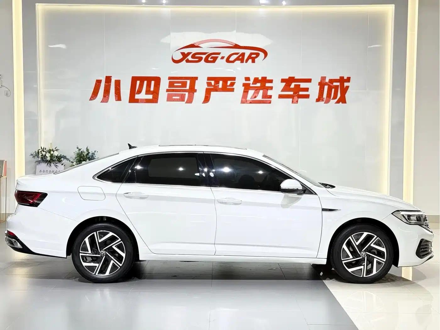 2024 Volkswagen Sagitar 300TSI DSG Super Edition — миниатюра 3