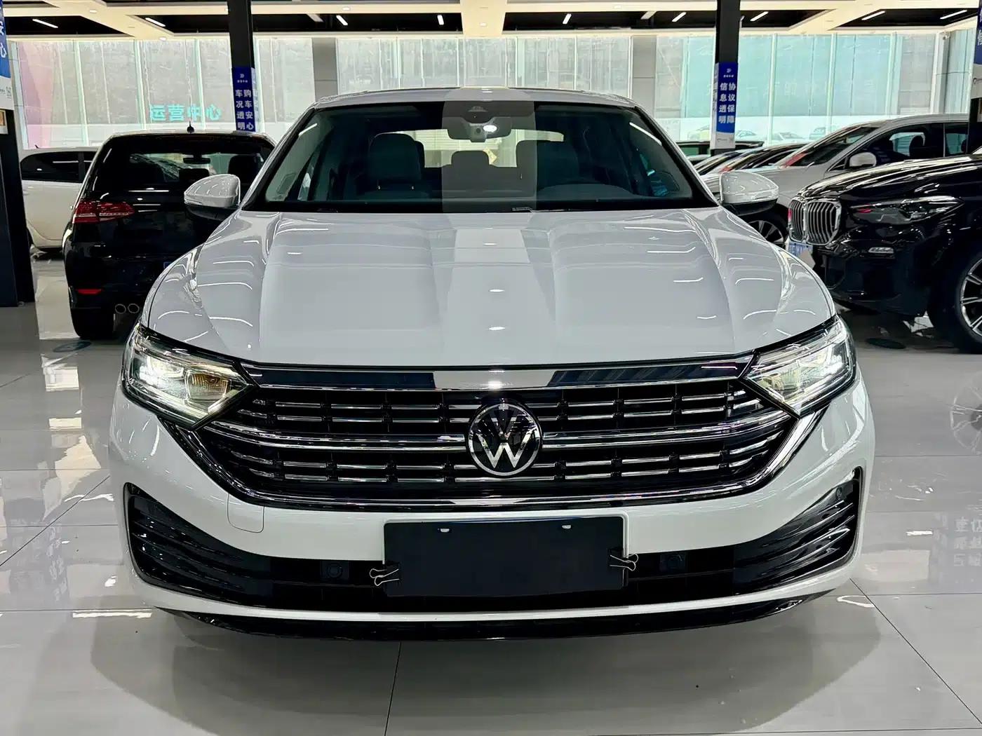 2023 Volkswagen Sagitar 280TSI DSG Super Edition — миниатюра 2
