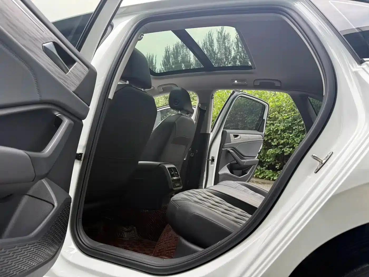 2023 Volkswagen Sagitar 280TSI DSG Super Edition — миниатюра 12
