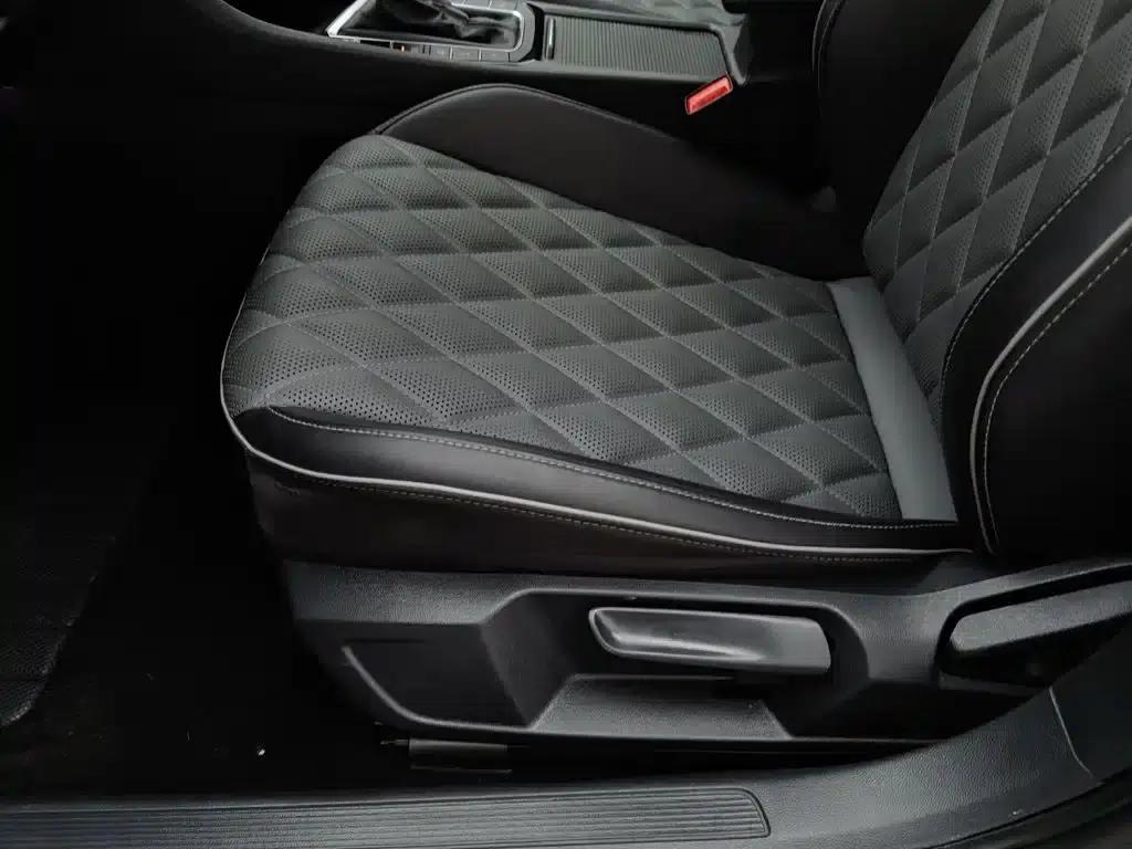 2024 Volkswagen Sagitar 300TSI DSG Super Edition — миниатюра 20