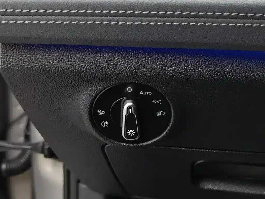 2024 Volkswagen Sagitar 300TSI DSG Super Edition — миниатюра 21