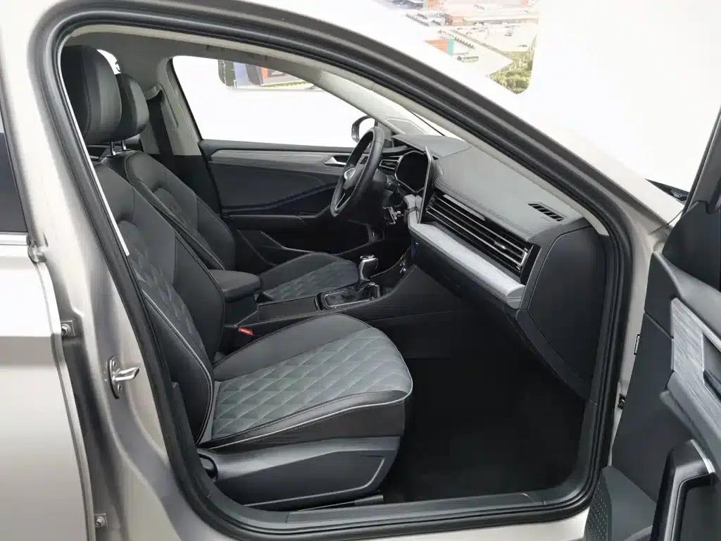 2024 Volkswagen Sagitar 300TSI DSG Super Edition — миниатюра 23