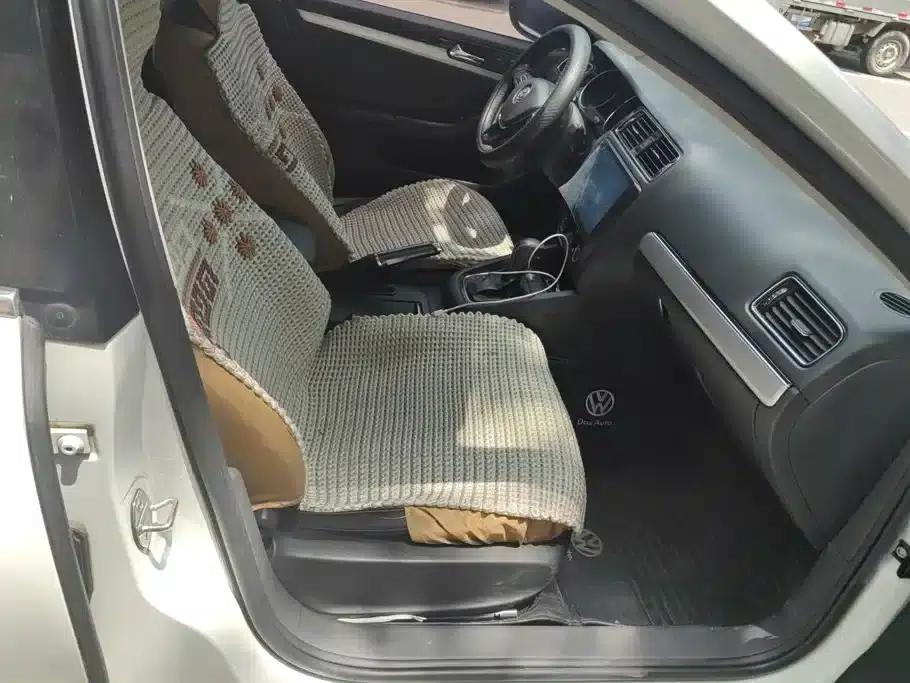 2018 Volkswagen Sagitar 1.6L Automatic Comfort Model — миниатюра 8