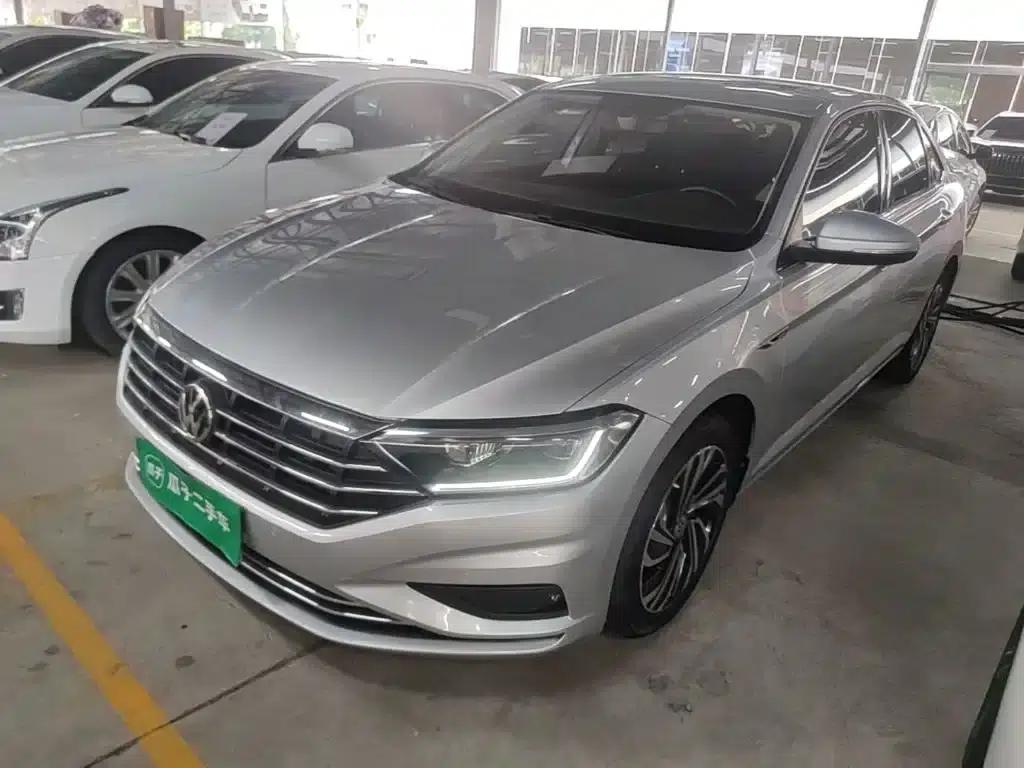 2021 Volkswagen Sagitar 280TSI DSG Luxury Intelligent Edition — миниатюра 2